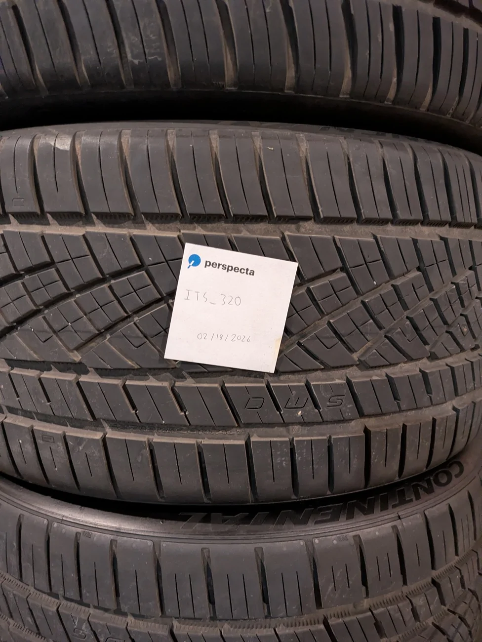 Acura Integra FS: Continental DWS 06+ OEM size 265/30/19 PXL_20260218_141208959
