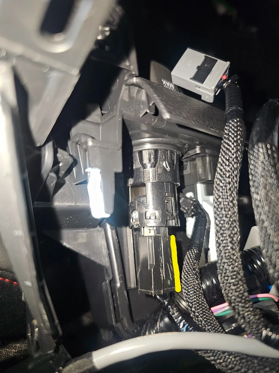 Acura Integra Cigarette lighter plug 20260307_183223