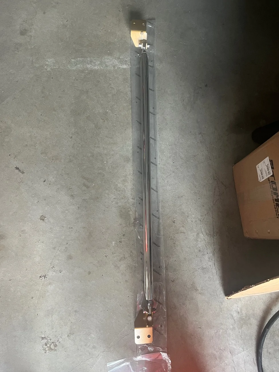 Acura Integra J’s Racing rear mid bar arrived today IMG_7516