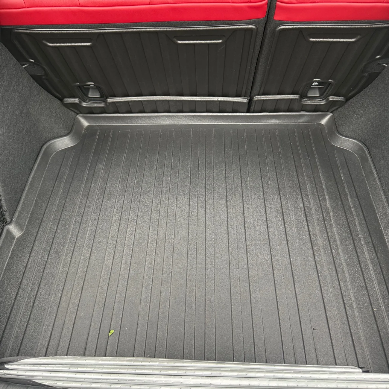 Acura Integra 3D Mats front and rear + oem acura trunk liner and rear seat covers IMG_1235