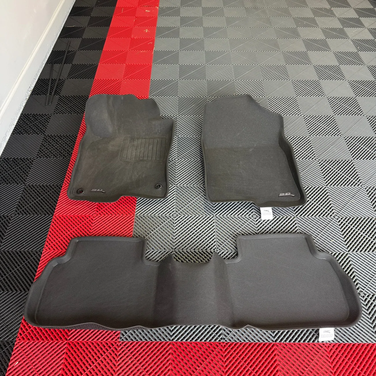 Acura Integra 3D Mats front and rear + oem acura trunk liner and rear seat covers IMG_1234