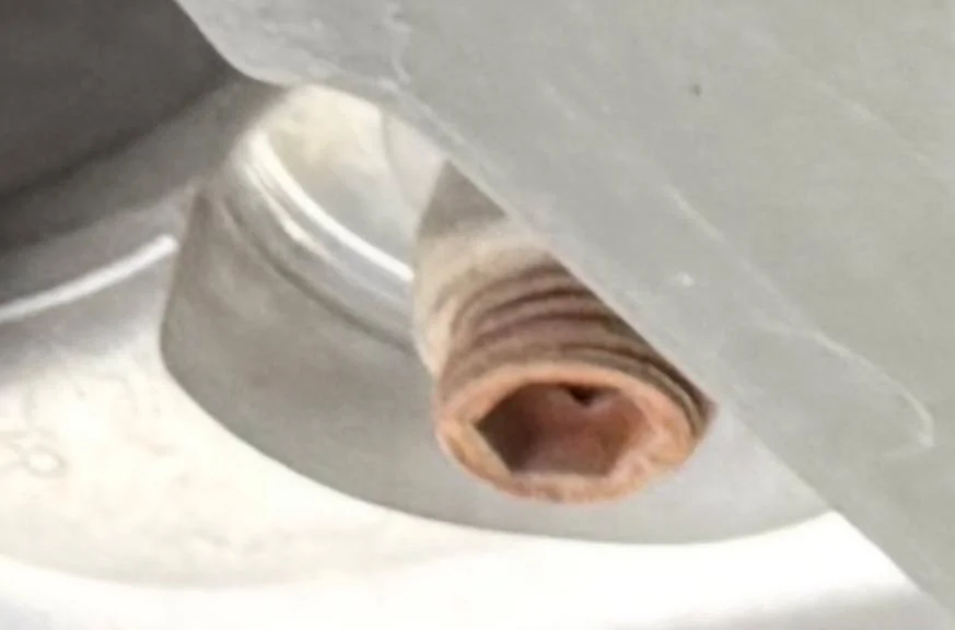 Acura Integra Wish I didnt look underneath the car.. 2026-04-17_14-22-36