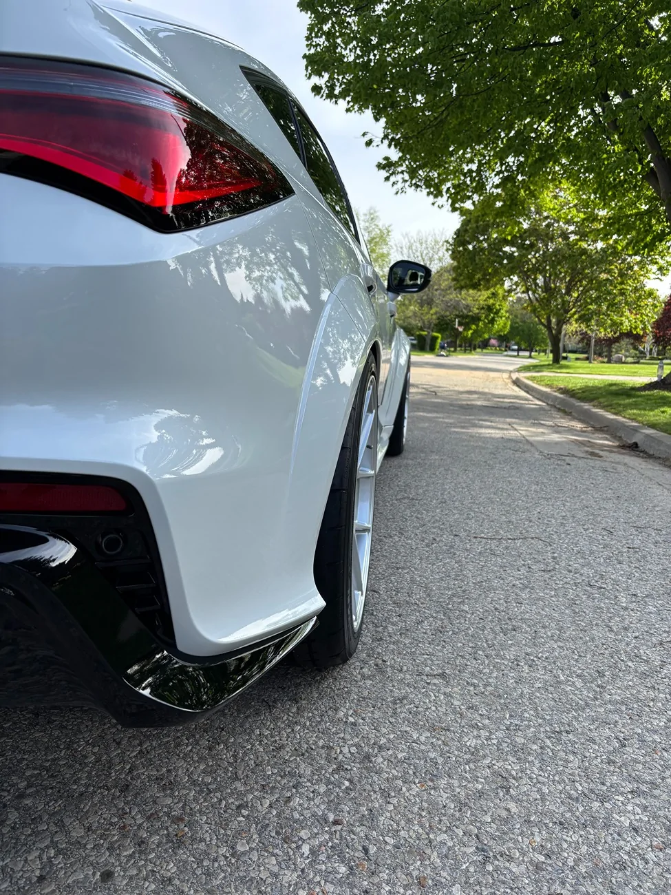 Acura Integra 19x9.5 +40 offset wheels and 265/35r19 tires installed image6