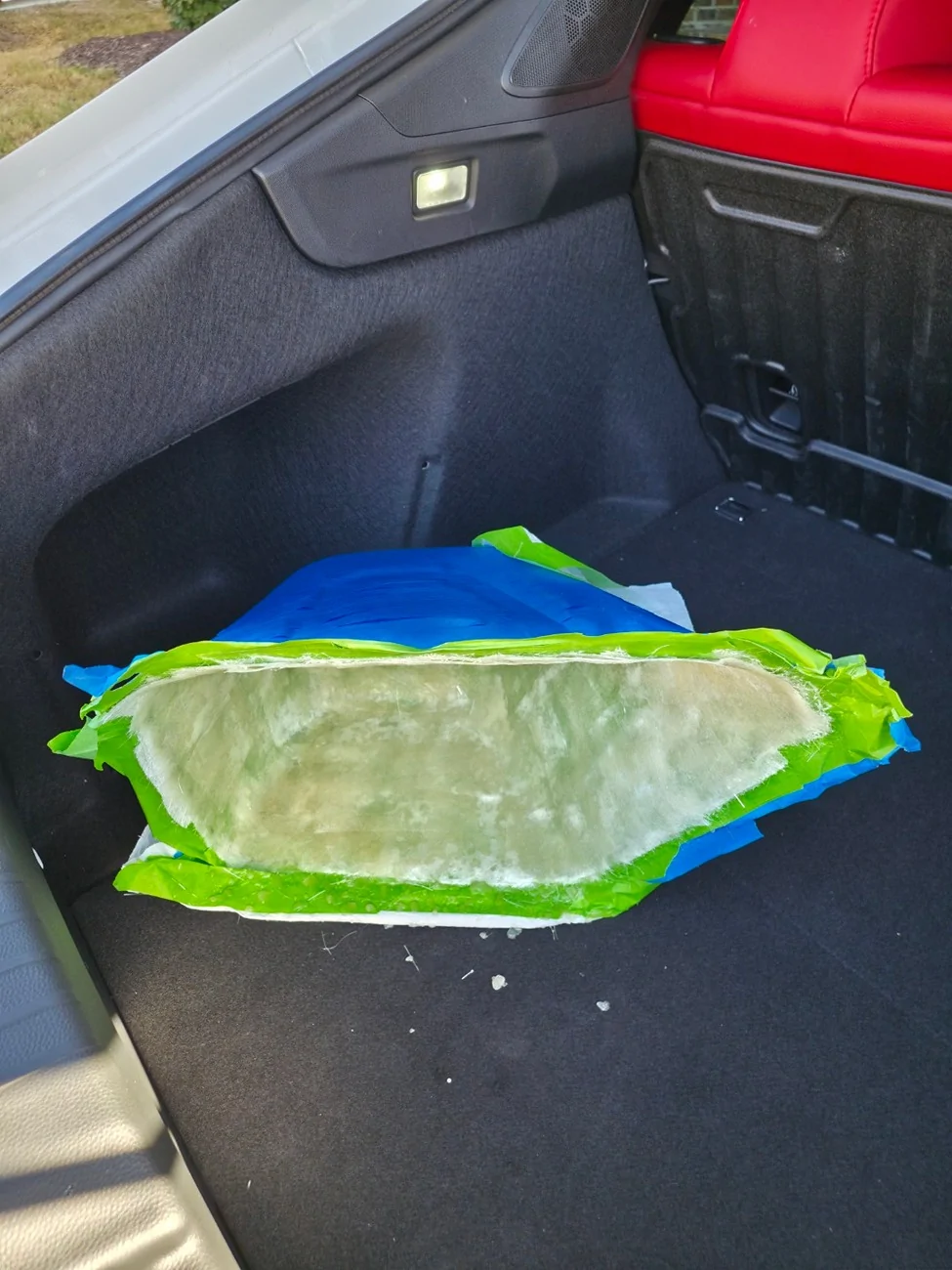 Acura Integra I fiberglassed my own 10 inch subwoofer enclosure Sub4 (Large)