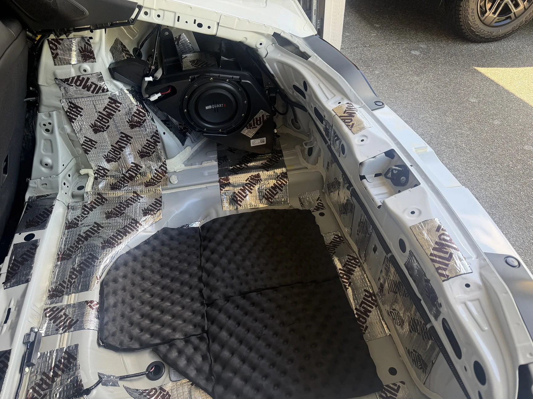Acura Integra How to: MB Quart subwoofer upgrade + rear sound deadening (nice, yet inexpensive) IMG_2676