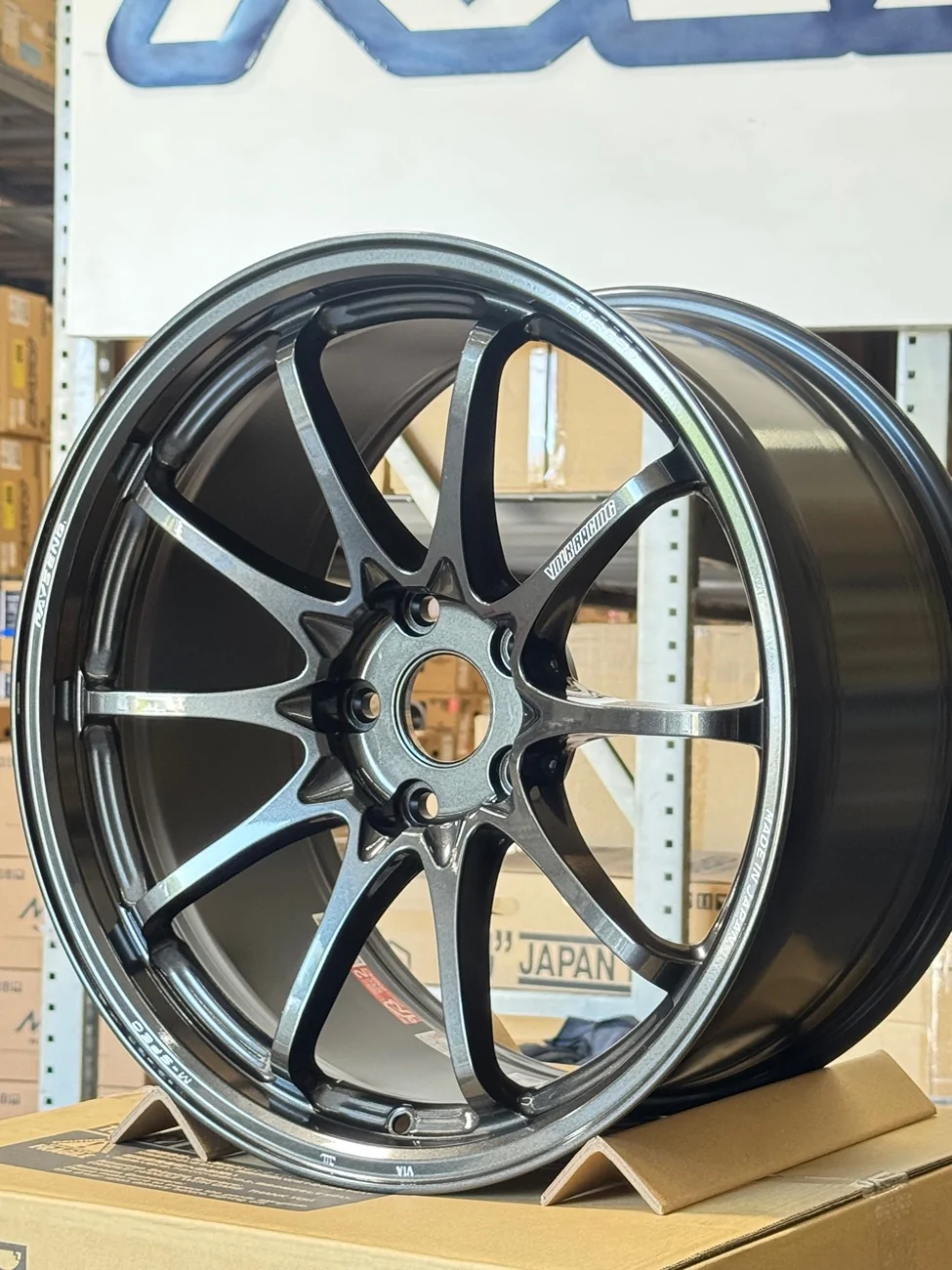 Acura Integra The 19" CE28N-Plus Exclusive Batch 19x10.0 +38 (Face 3) IMG_4237