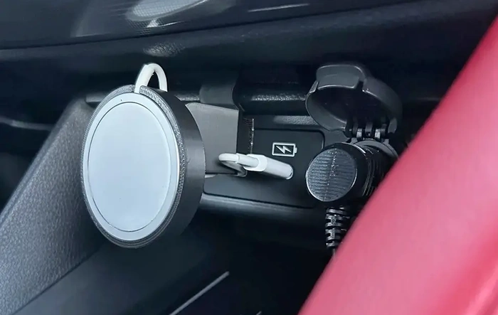 3D Printable Wireless Phone Charger Mount - Free Download